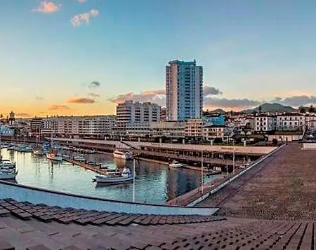Hotel Azor International